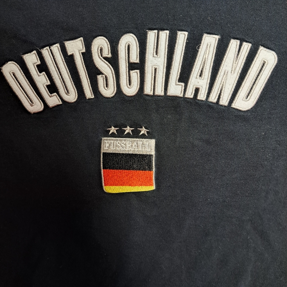 Deutschland Soccer 3 Cups t-shirt